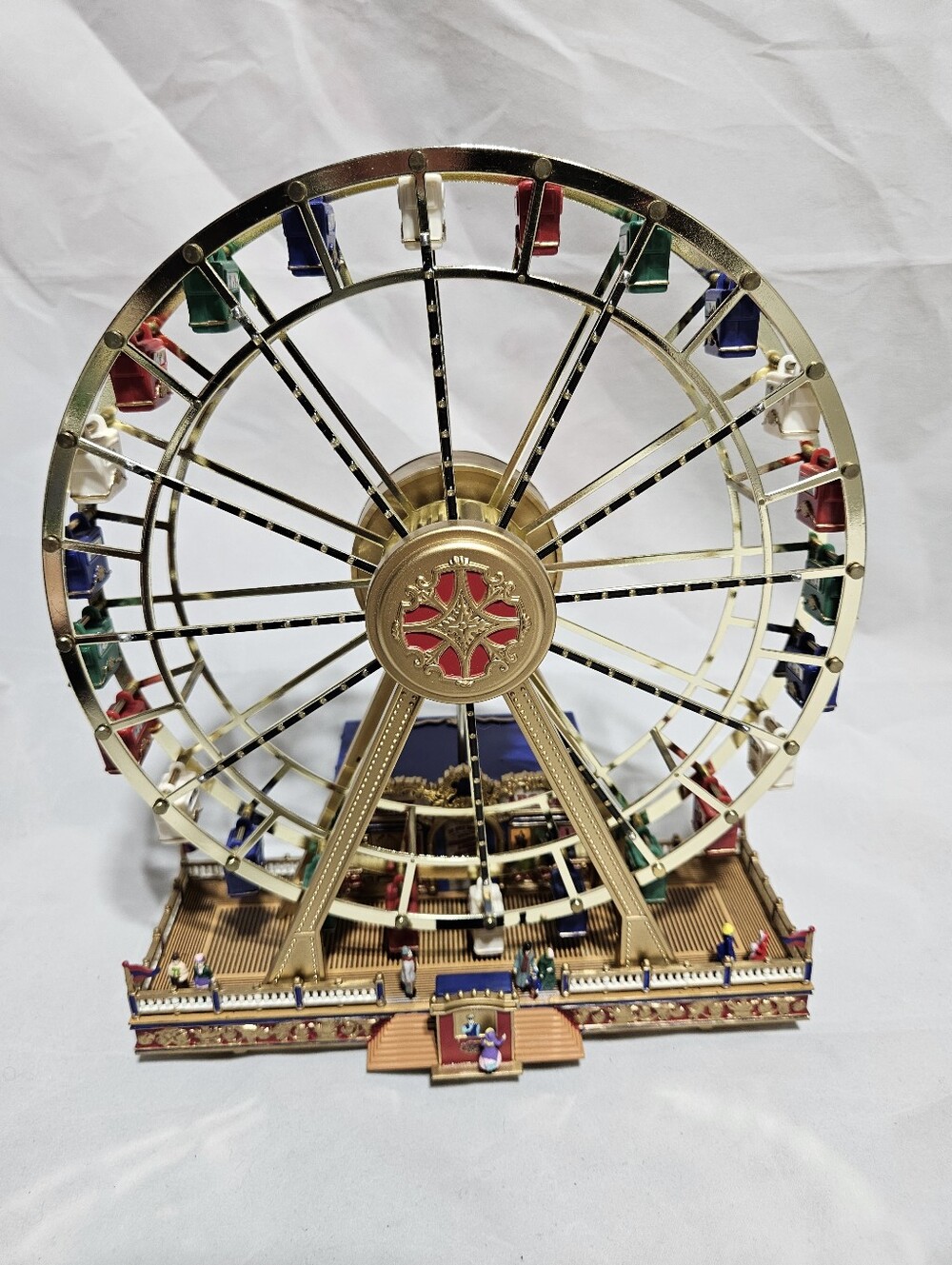 Gold Label Collection World's Fair Ferris Wheel - Gold & White